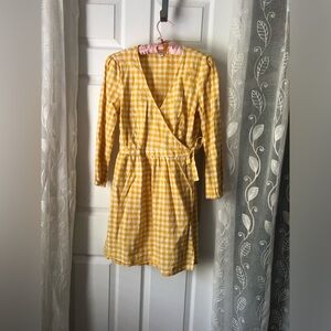 Old navy Yellow Gingham Wrap mini Dress 100% cotton size M